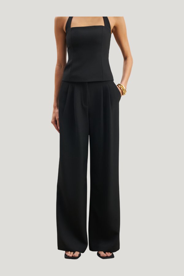 Effortless Pleated Wide Leg Trousers — model side