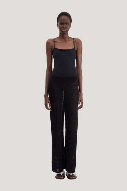 EGEO Elasticated waist trousers — model front
