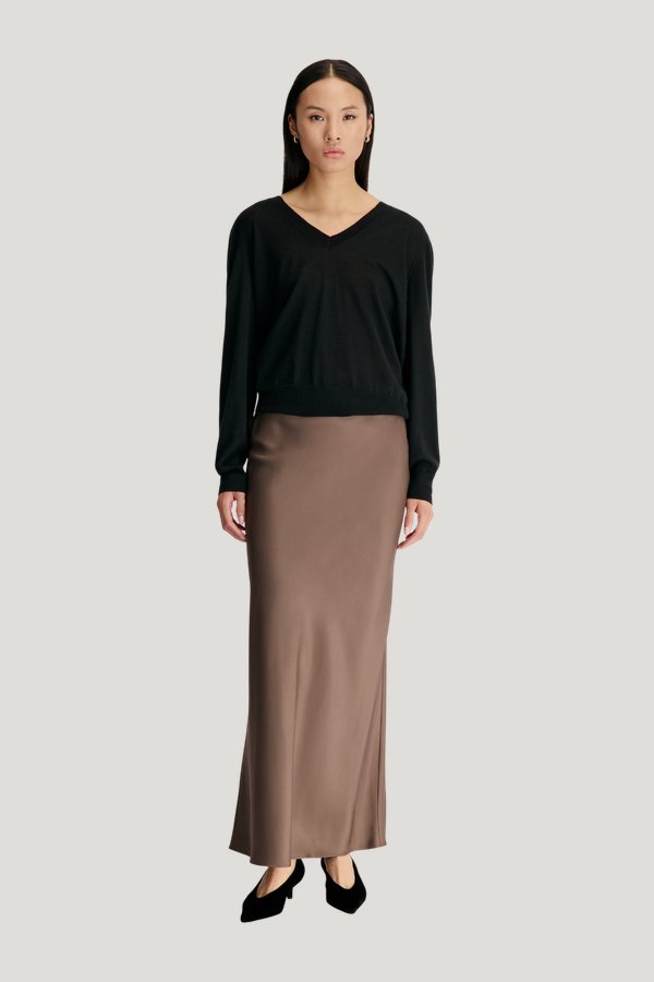ELI Silk twill maxi skirt — model front