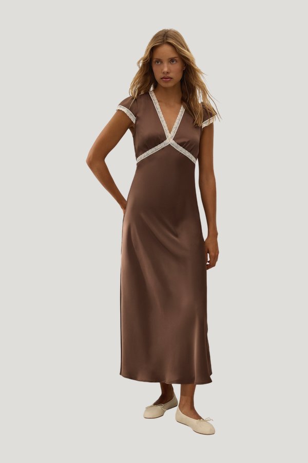 Elvira Midi Dress Chocolate Lace — model front