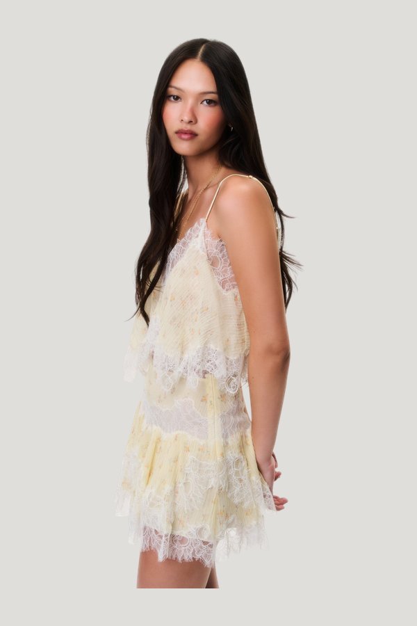 Elysia Cotton-Silk Crop Top — model side