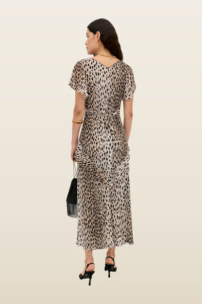 Evie - Antelope Spot — model back