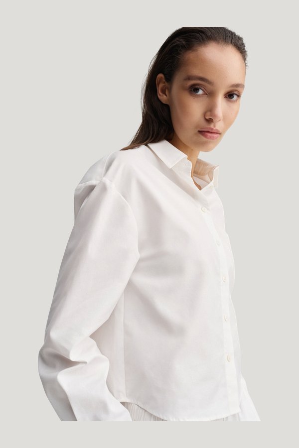 Fanna Poplin Shirt, — model side