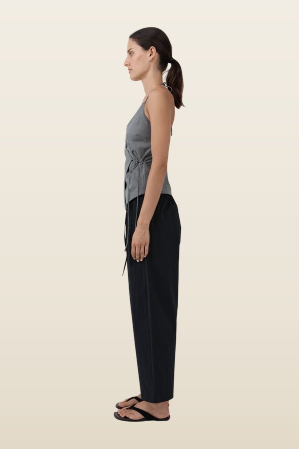 Fine Rouleau Crop Pants — model back