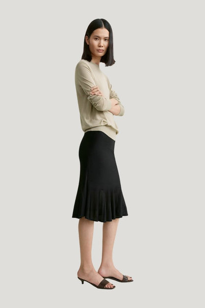 Fluted knit skirt — carry 3