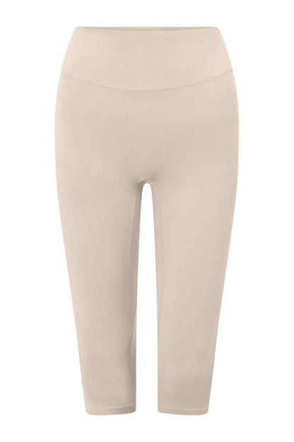 Form Invisible Scrunch Capri Leggings | Fawn — packshot