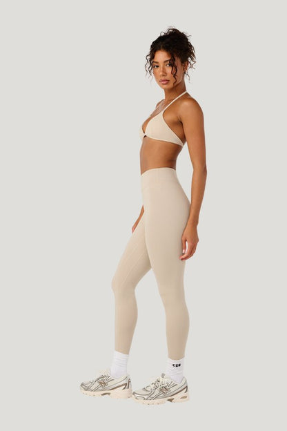 Form Invisible Scrunch Leggings | Fawn — model side