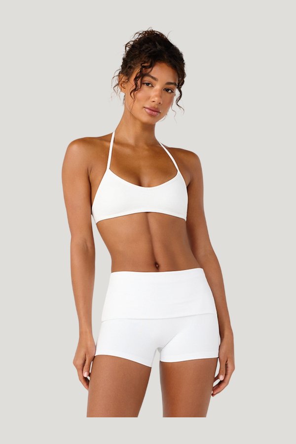 Form Micro Crop — model front