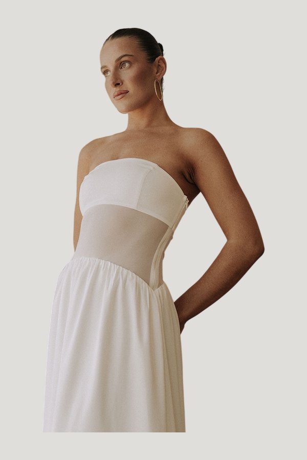 Francisco Dress — model side