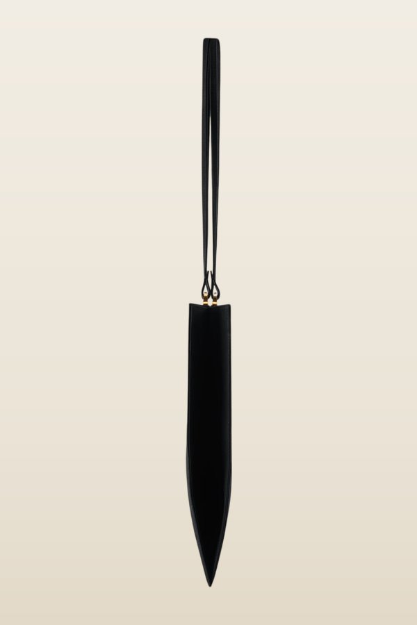 Gaia Bag Black Nubuck Leather — model back