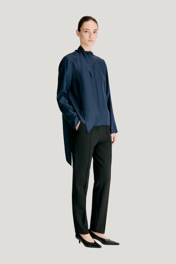 GALA Silk twill scarf top — carry 3