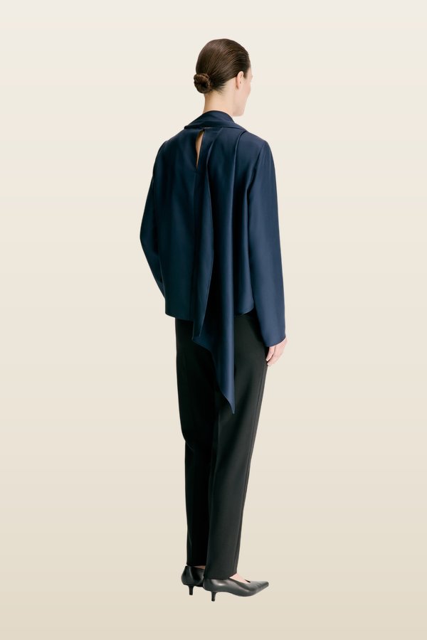 GALA Silk twill scarf top — carry 4