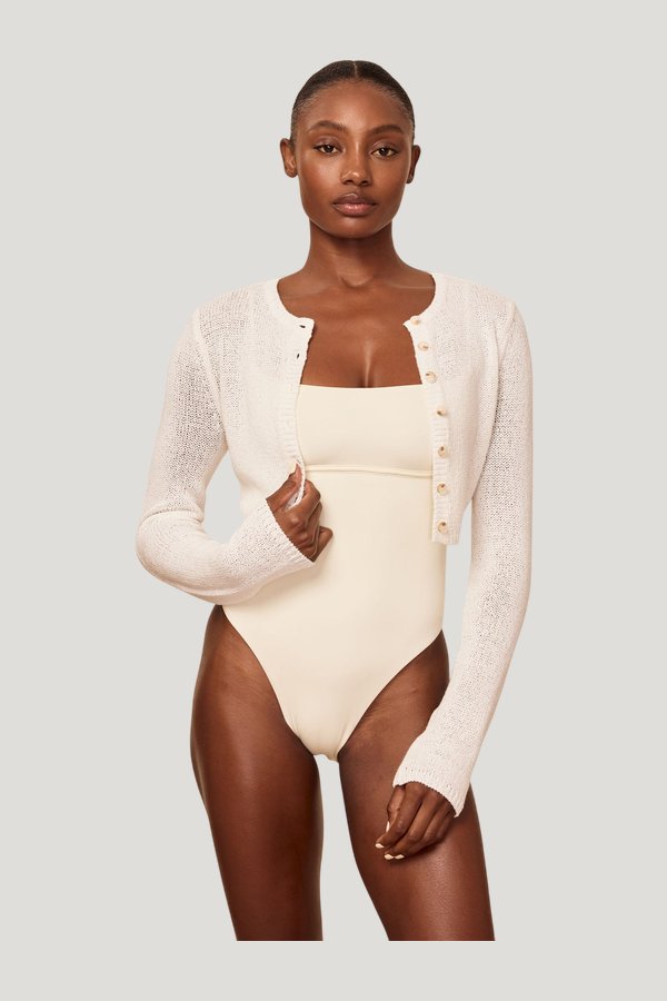 Genoa Cardigan - Ivory Open Jersey — model side