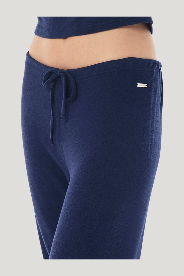 Haven Pant — model side