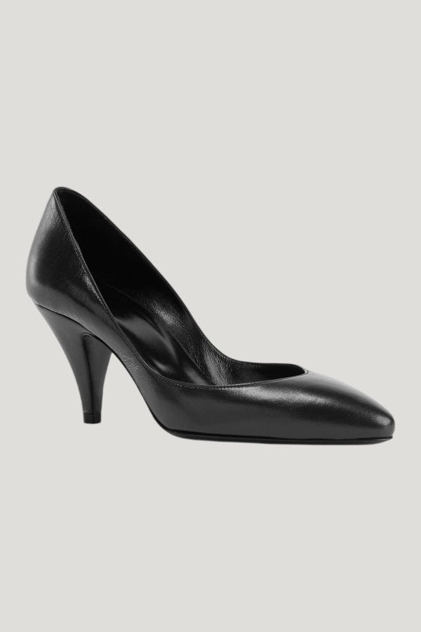 Haze Pump in Black Creased Leather — model side