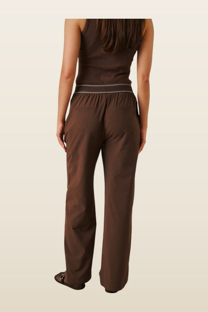 The Everyday Trousers — model back