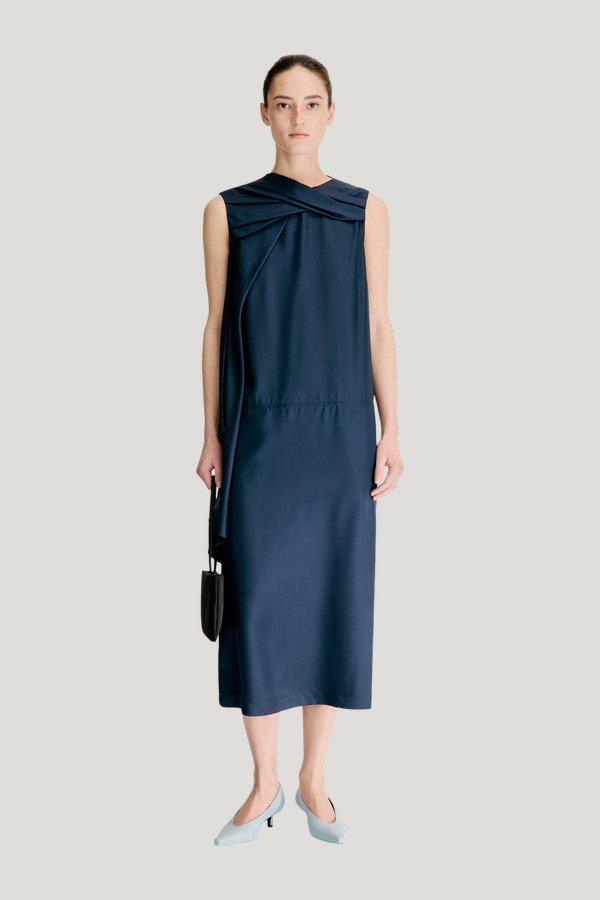 IZIA Silk twill dress — model front