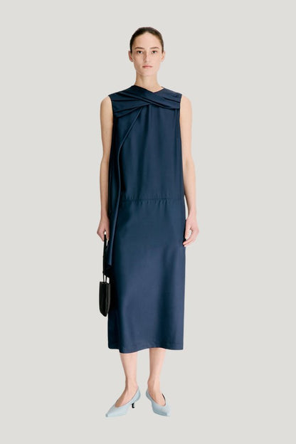 IZIA Silk twill dress — model front