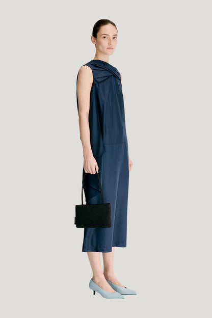 IZIA Silk twill dress — model side