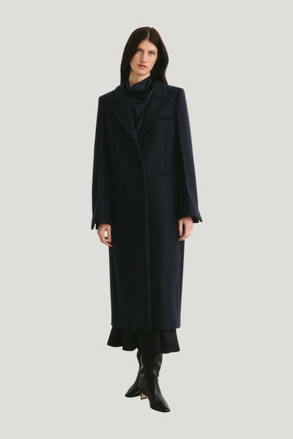 Izmir Long Coat — model front
