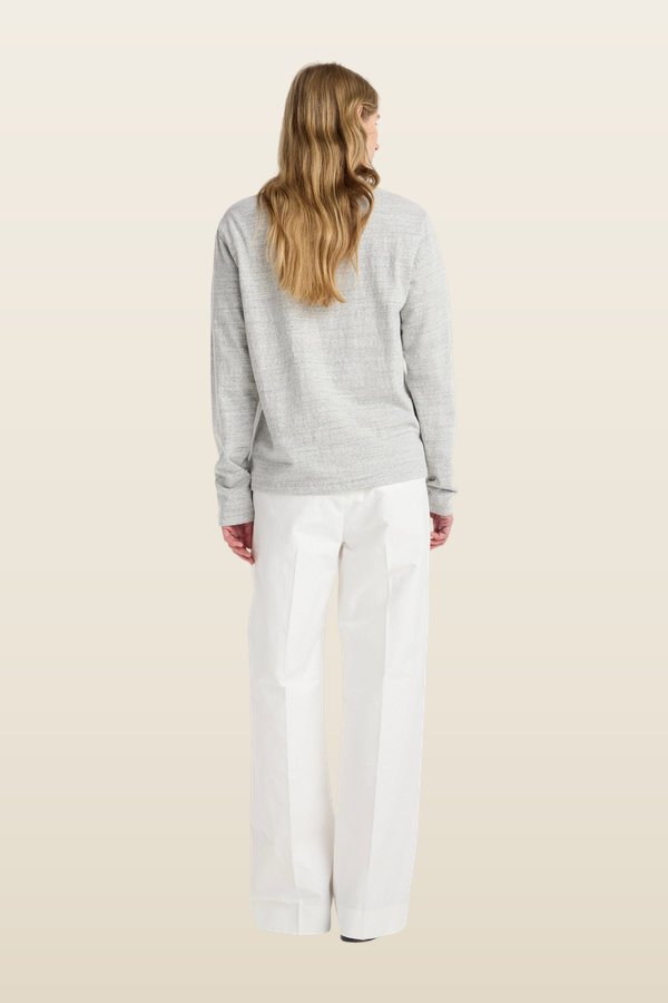 Japanese mouliné jersey long sleeve | grey mouliné — model back