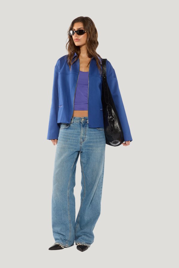 Jordi Jacket — carry 2