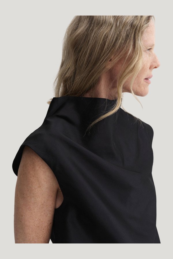 Kiera Organza Top — carry 3