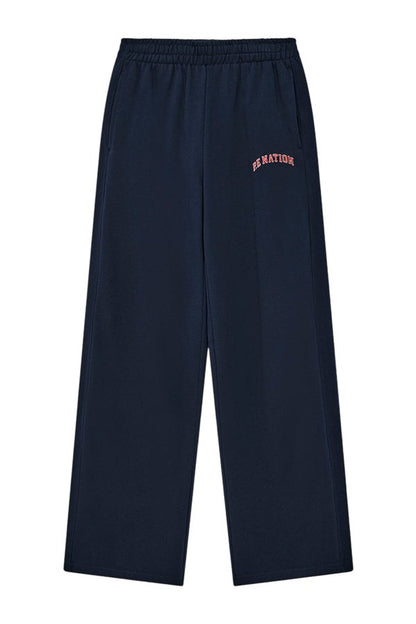 Legacy Trackpant — packshot