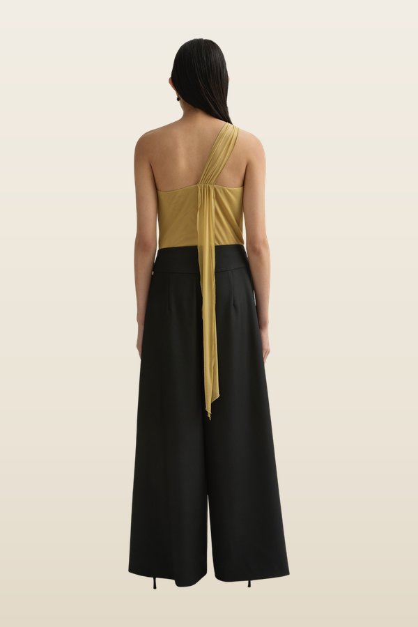 Leona Trouser — model back