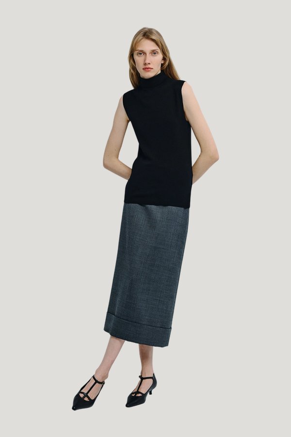 Lilou Sleeveless Turtleneck Top — carry 3
