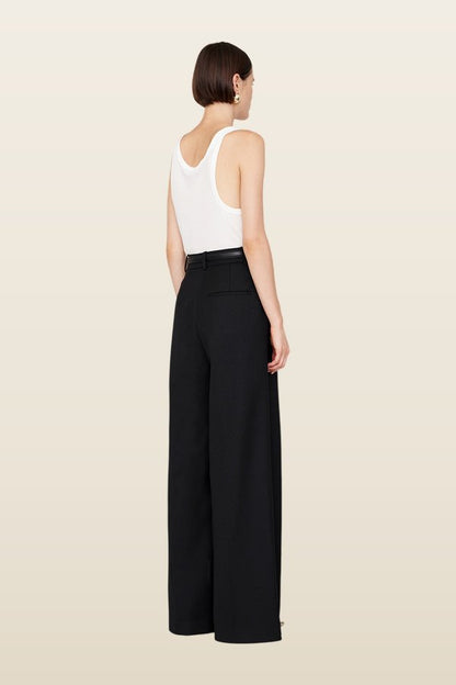 Lou Trouser - Black — model back