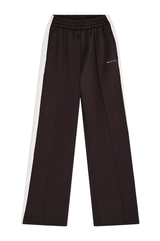 Man Down Trackpant In Coffee — packshot