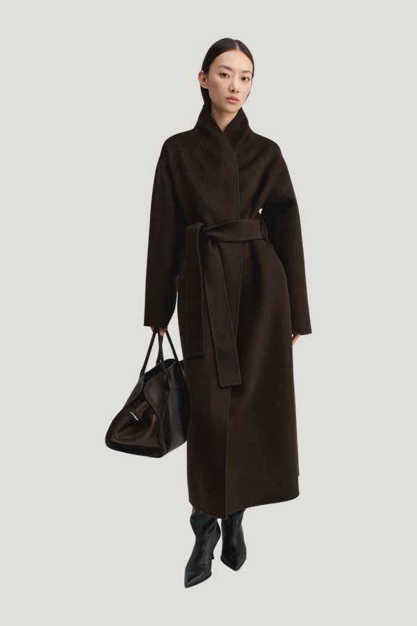 Mara Doublé Coat, — model front