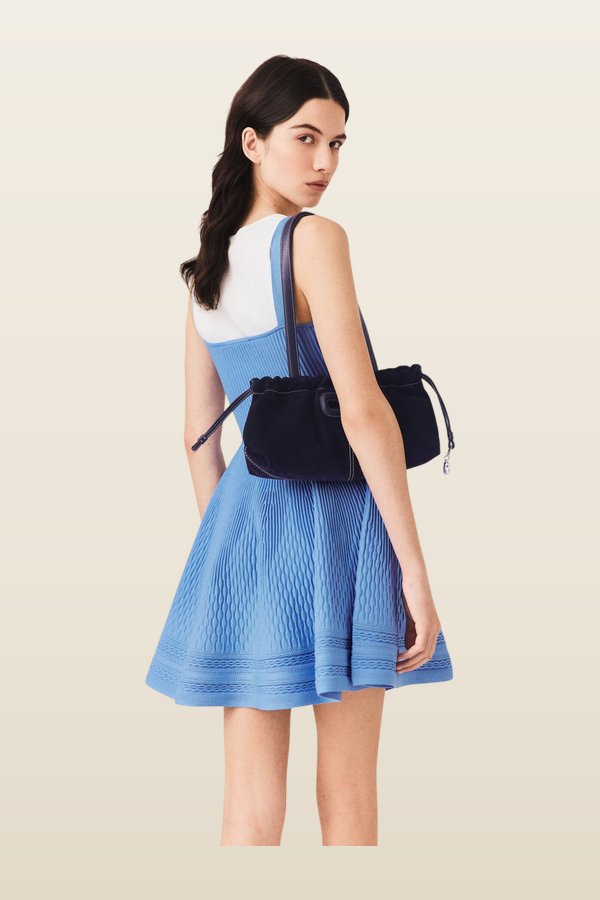 Short knit dress — carry 4