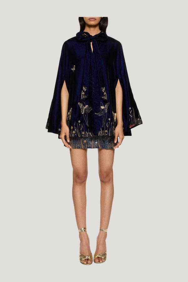 The Midnight Cape — model front