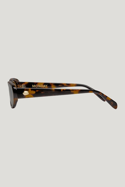 Milano Sunglasses - Tortoise — model side
