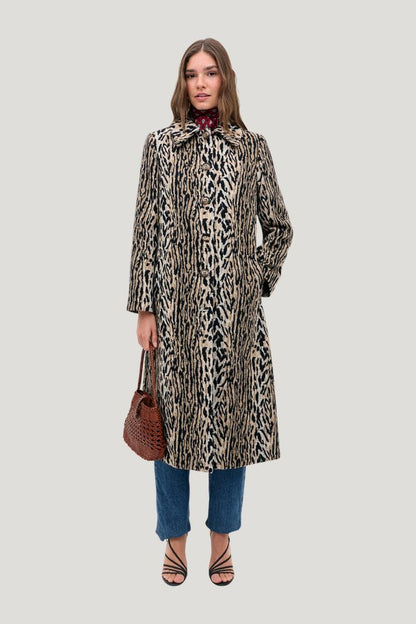 Milly - Bohemia Leopard — model front