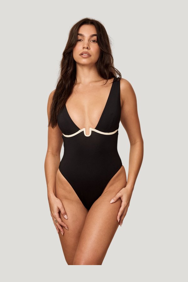 Milos One Piece — carry 2