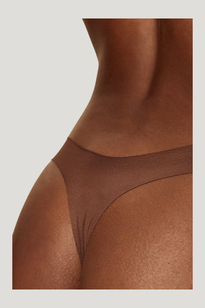 Monday Invisible Thong 3 Pack — model side
