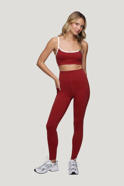 Motion Legging with Pocket | Scarlet — model front