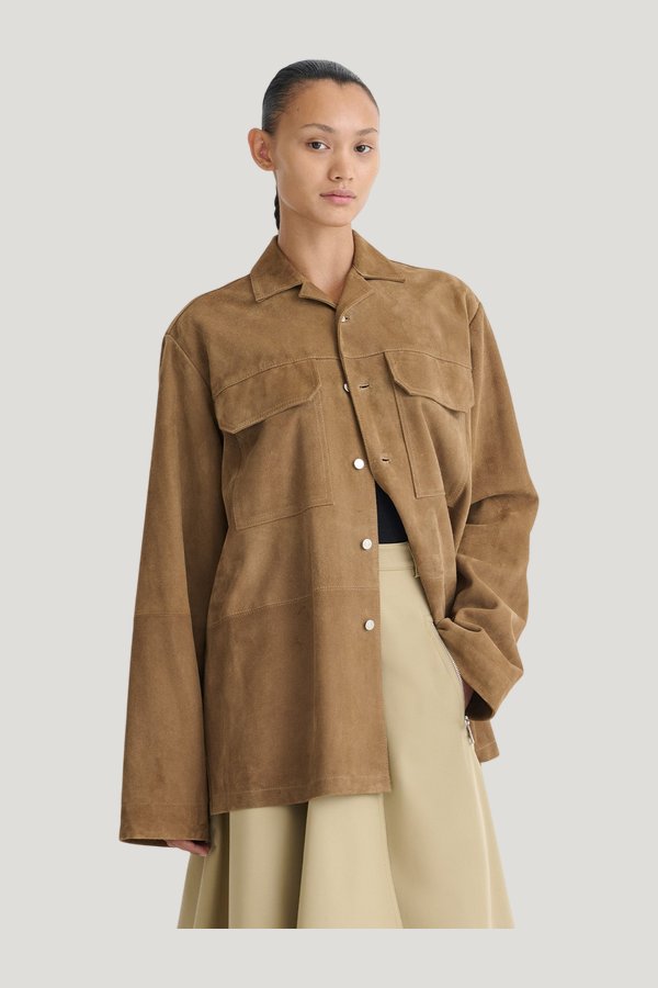 Kohar - Suede jacket — model side
