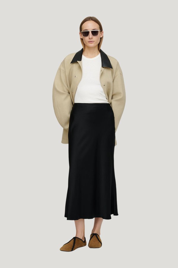 Razi - Midi skirt — model front