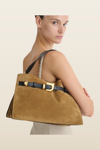 Harmonica - Suede bag — model back
