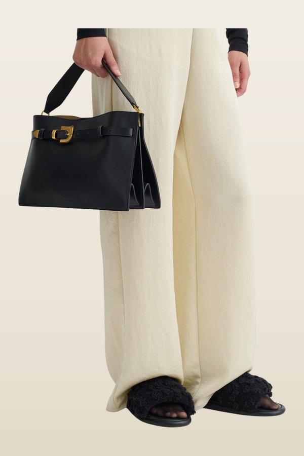 Harmonica - Leather bag — model back