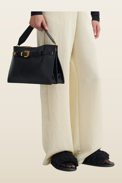 Harmonica - Leather bag — model back