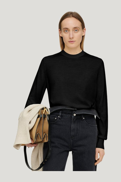 Nadra - Fine merino sweater — carry 3