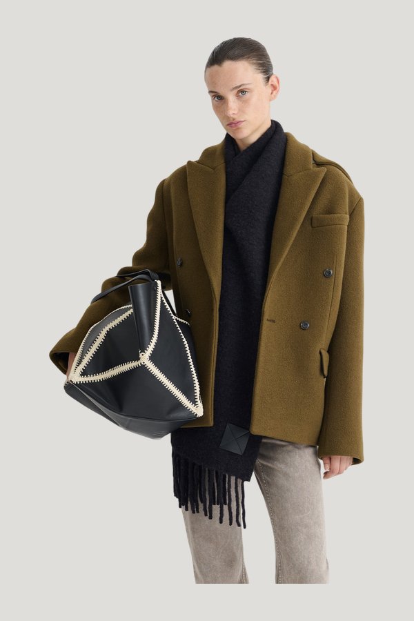 Brione - Blazer - Wood — model side