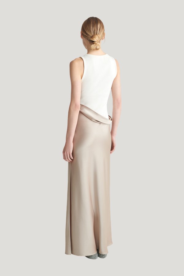 Cobee - Long dress - Dune/Creme — model side
