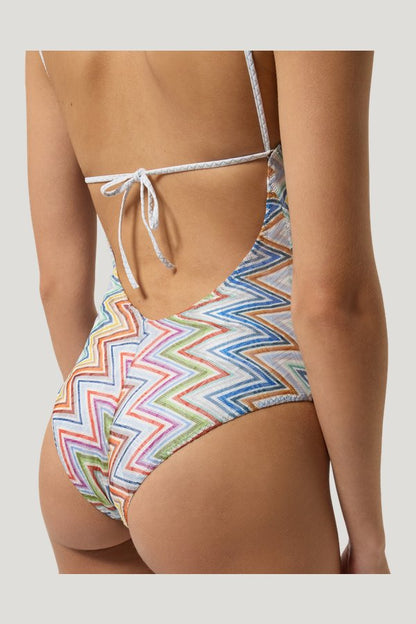 One-piece swimsuit with halterneck — carry 5