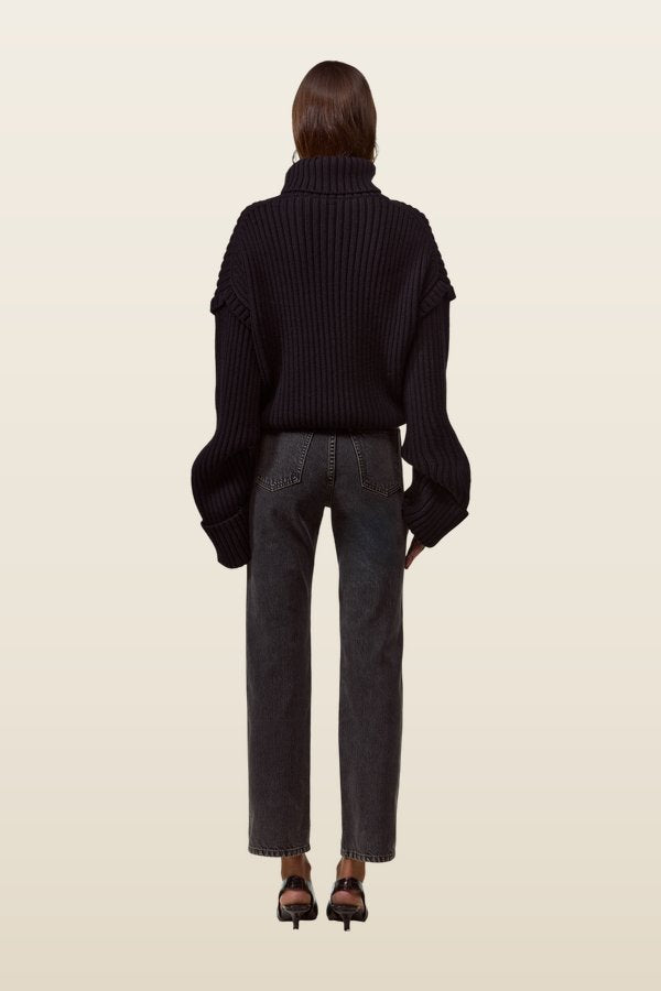 Oversized Ribbed Wool Sweater — carry 4